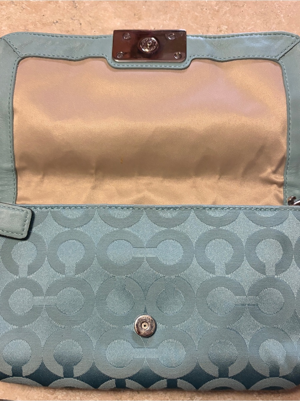Vintage Coach Teal Signature Jacquard Clutch with Silver-Tone Turnlock y2k - Picture 3 of 11